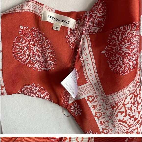 Sold SUN KISS SATIN SCARK STYLE TOP SMALL - Picture 2 of 2